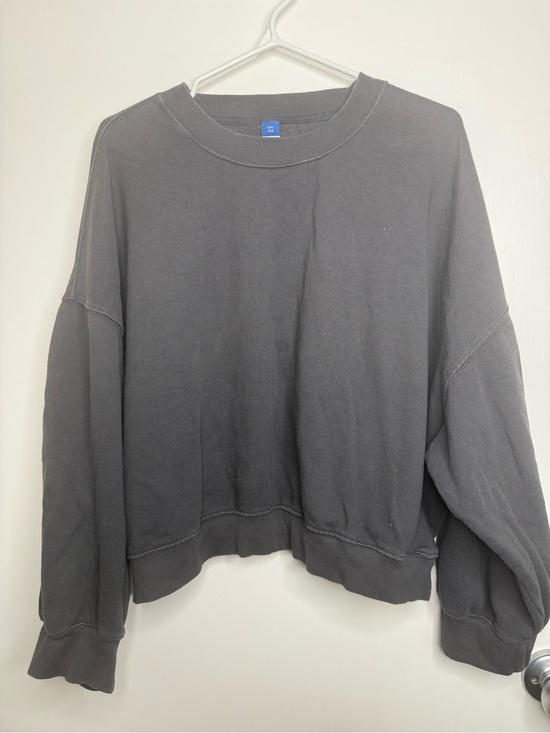 Old Navy Sweaters - Old Navy Charcoal Cropped Crewneck Sweatshirt - Women Plus Size XXL